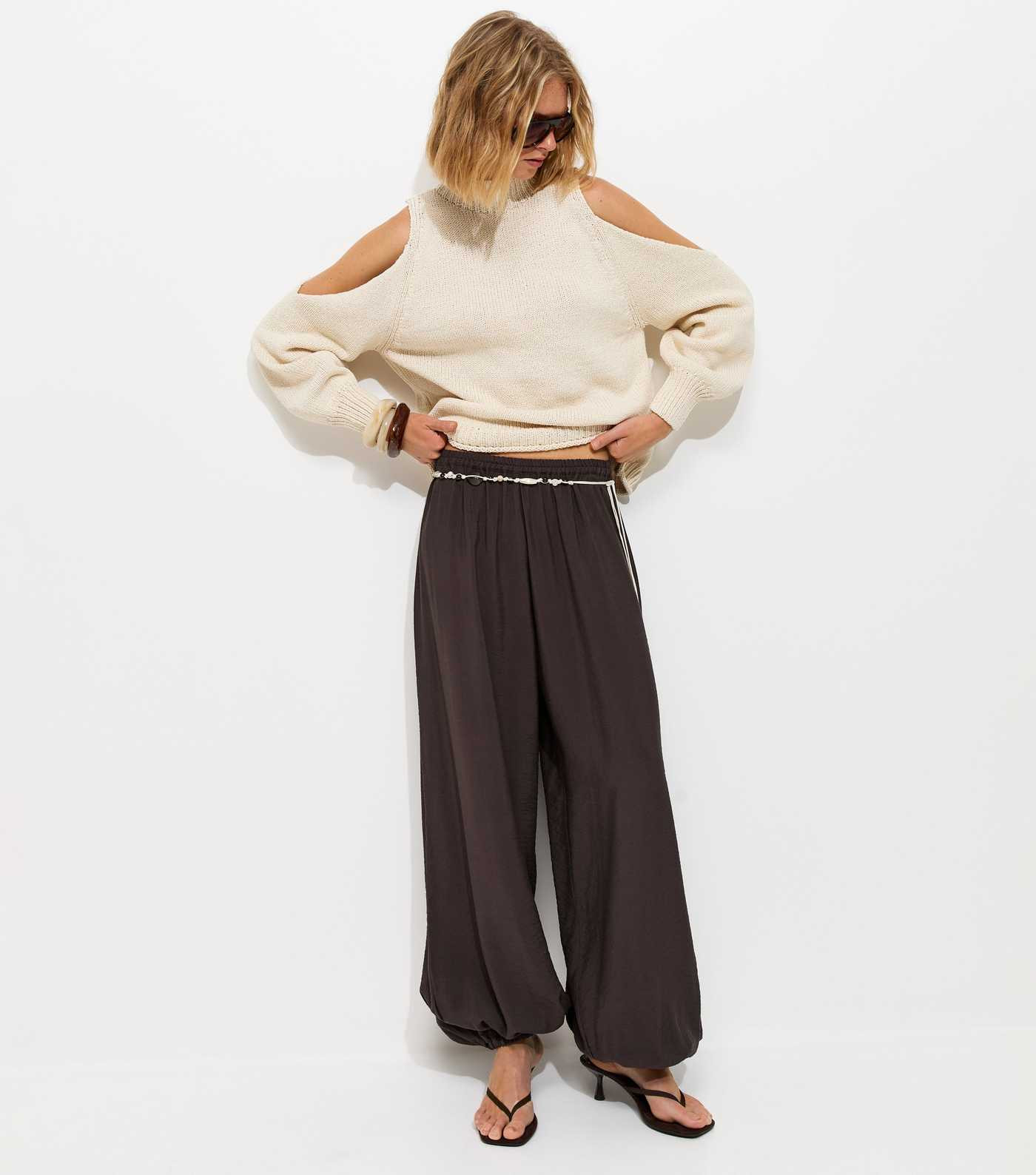 Dark Brown Cuffed Leg Trousers | New Look | New Look (UK)