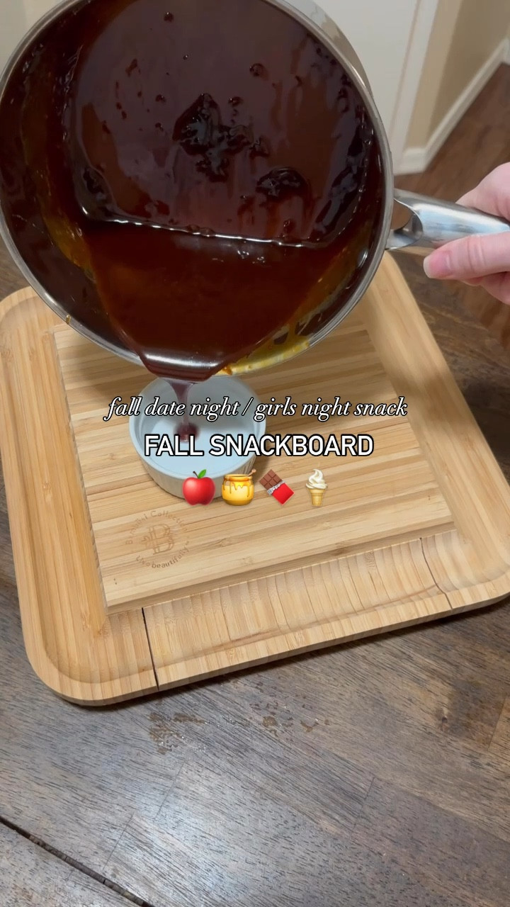 fall date night / fall girls night charcuterie board!!

fall snack board, movie night snacks, fall girls night ideas



#LTKHome #LTKSeasonal #LTKVideo