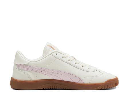 Women’s white and pink puma sneakers - on deal. Cute touch of spring for Val day & spring. Valentine’s Day sneakers  

#LTKsalealert #LTKSeasonal #LTKshoecrush