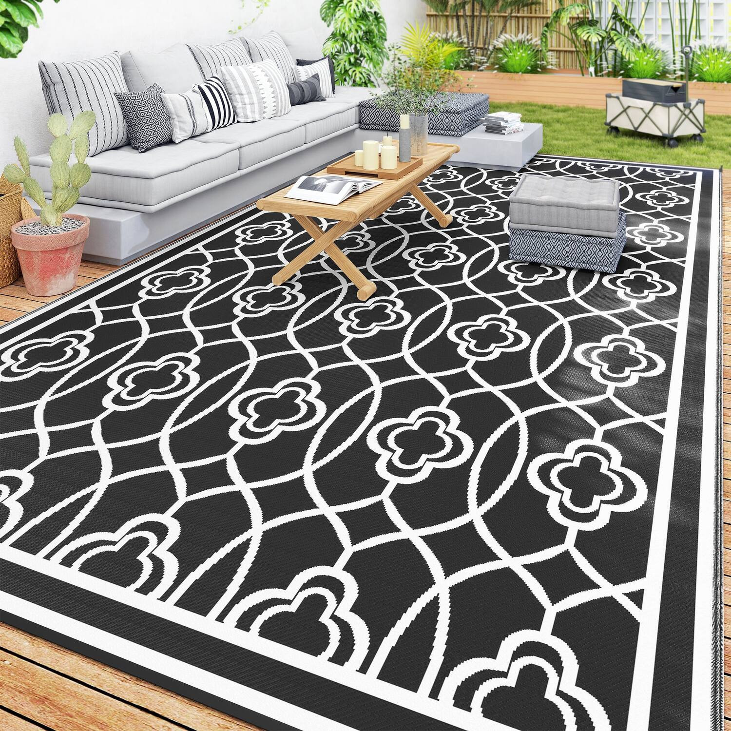 Outsunny - Outdoor Rug for Patio, 9' x 18' Waterproof Large Mat, Reversible Plastic Straw Rug for Décor - Black and White Lantern | Best Buy U.S.