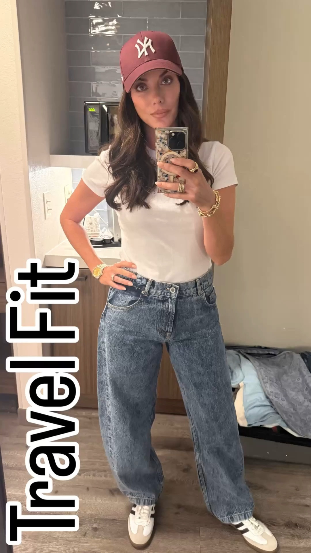 Travel Outfit #LTK #ootd #fashioninspo I will link the exact Zara jeans in my stories and highlights.
Zara jeans 9632/284 