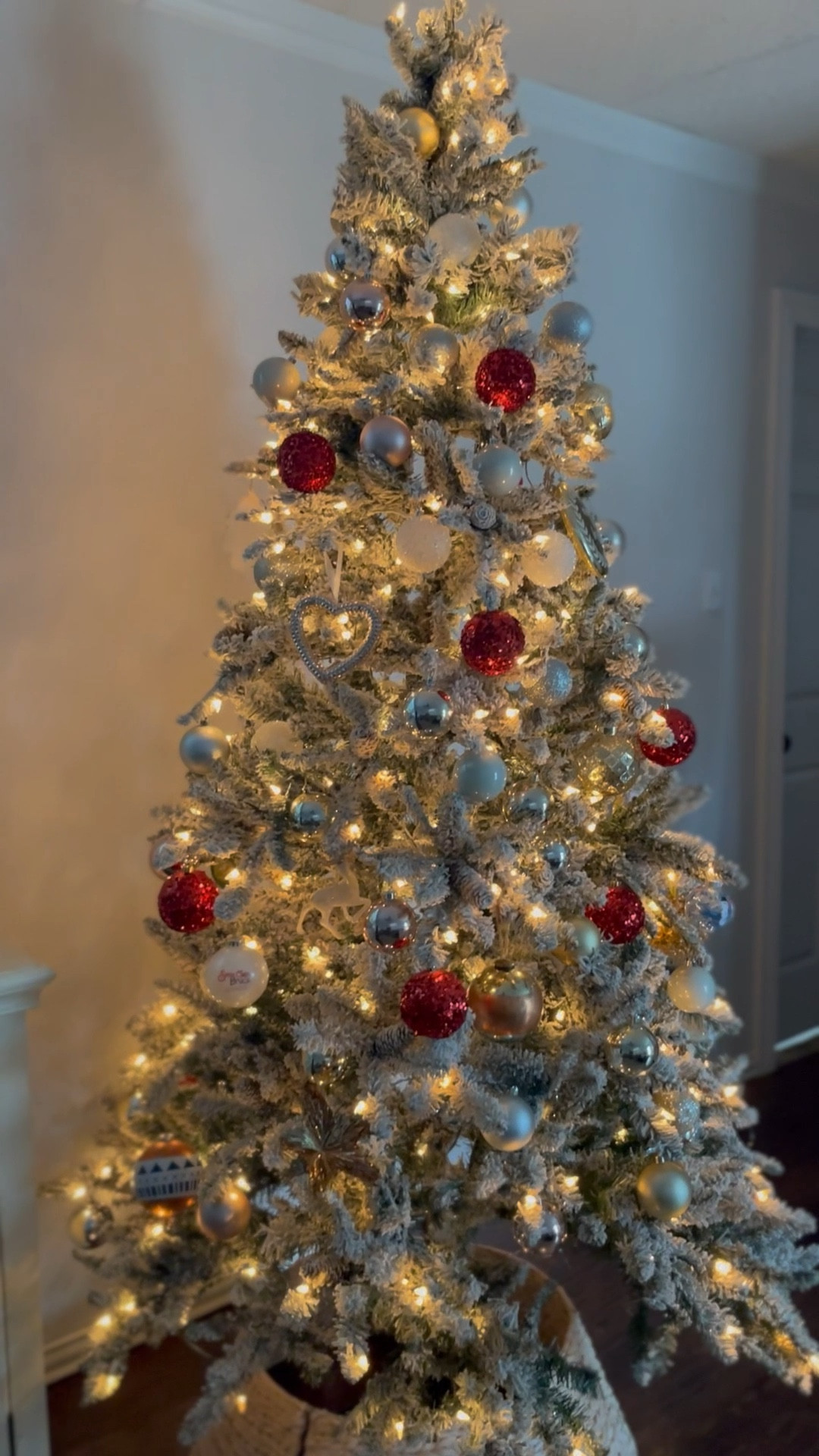 My Christmas tree is on sale. I have had it for a few years. The quality is amazing!! 7.5 ft flocked prelit 

Christmas tree, Christmas decor, home decor, sale, Christmas shopping, flocked tree, flocked Christmas tree

#LTKHoliday #LTKhome #LTKSeasonal