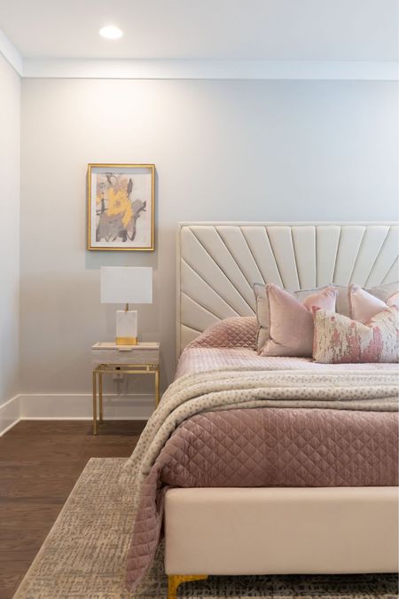 I hope you all had a restful weekend. Here’s to one more day of sleeping in… 🛏️😴 #ProjectRiversideRetreat

#interior #interiordesign #home #homedecor #bedroom #beddings #nightstand #pinkbedroom #lovewhereyoulive

#LTKhome
