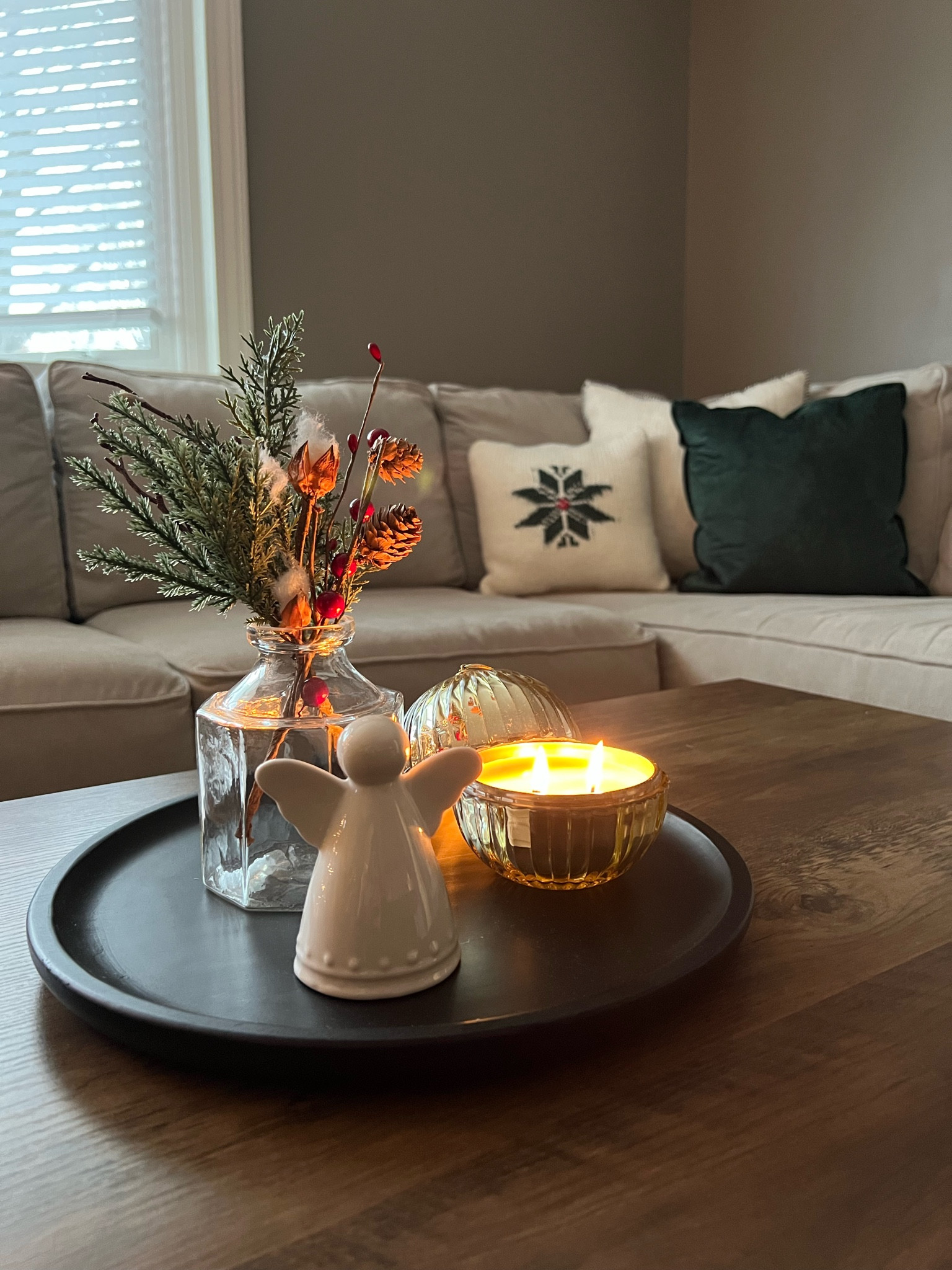 Christmas coffee table decor 

Throw pillows, winter coffee table, festive coffee table, Christmas decor, minimal Christmas decor 

#LTKSeasonal #LTKhome #LTKHoliday