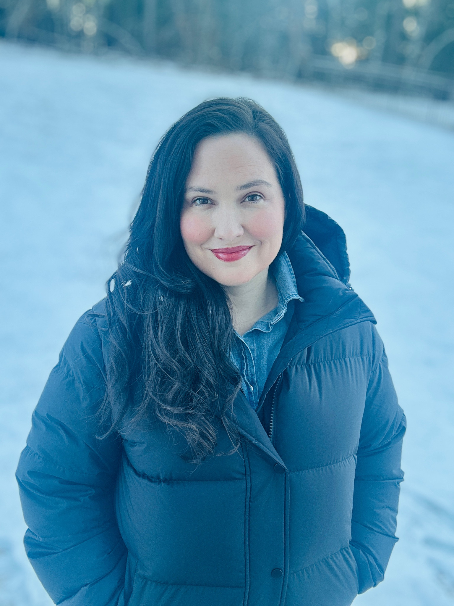 We got our snow! ❄️❄️❄️

Happy to have this cozy long puffer coat while I am out walking our two dogs every few minutes since they are obsessed with the snow! Wearing the coat in large and I am 5’6” and about a size 12. 

#LTKMidsize #LTKGiftGuide #LTKSeasonal