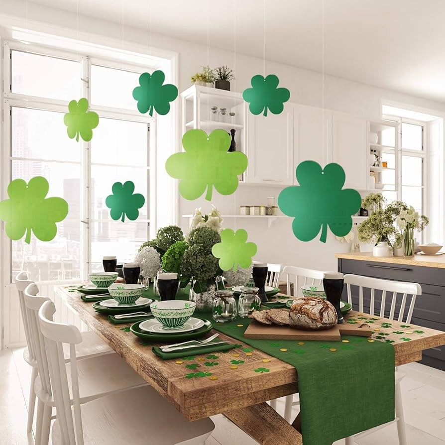 TUPARKA 20 PCS ST. Patrick's Day Lawn Decorations Shamrocks Hanging Decoration Green Hanging Sham... | Amazon (US)