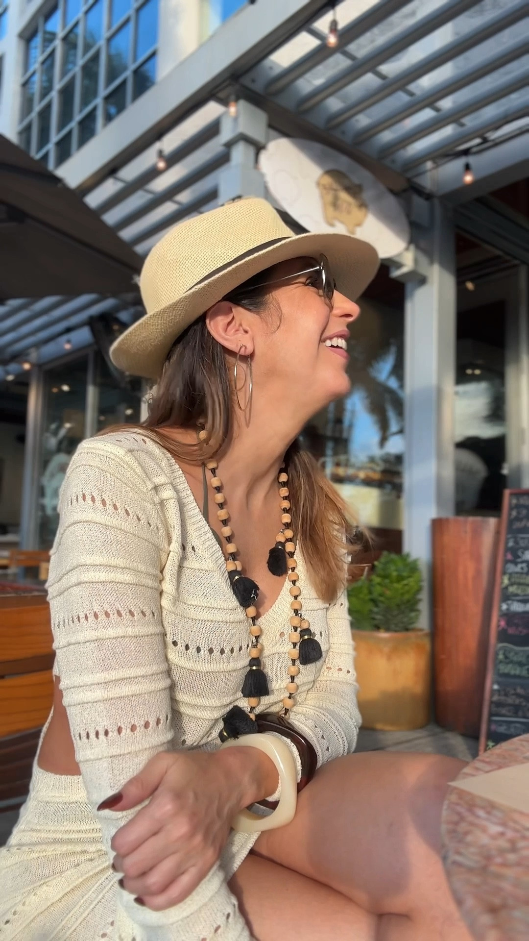 Tú, tu actitud, buena compañía y un vestido fabuloso no necesita nada más! 