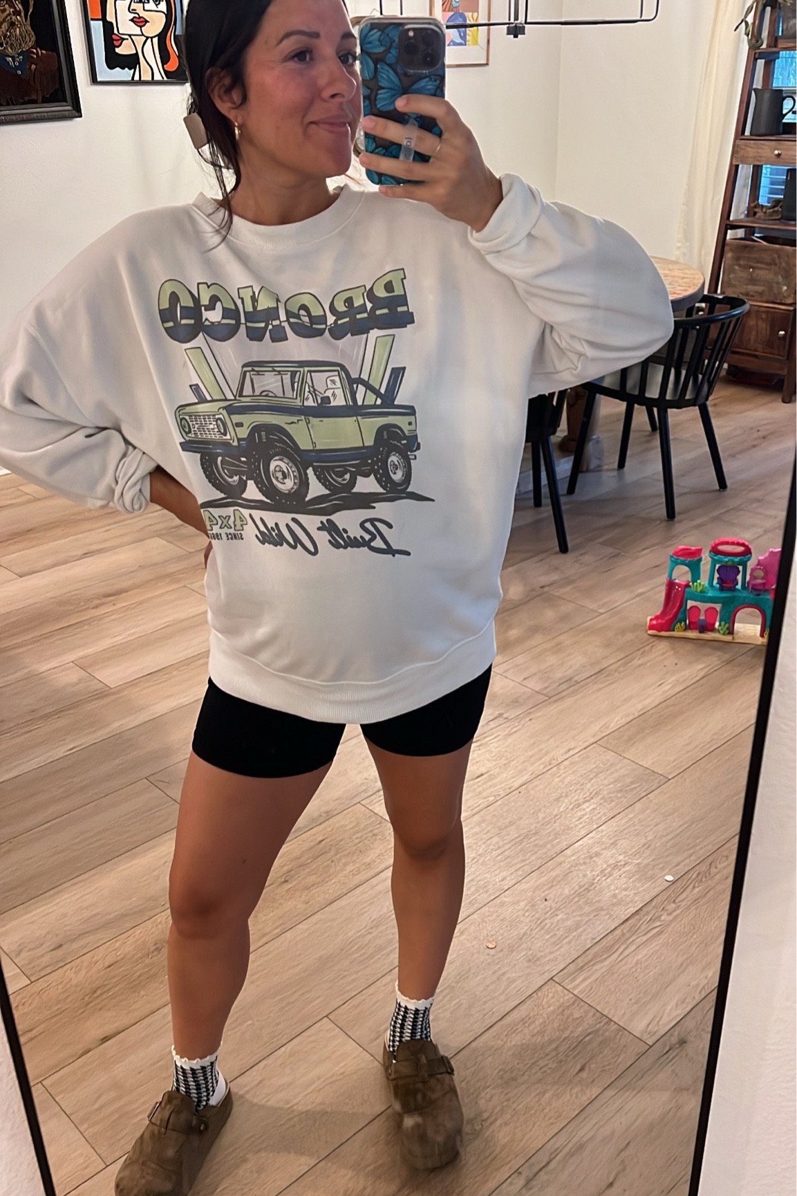 Mom fit 
Wearing a med in both 