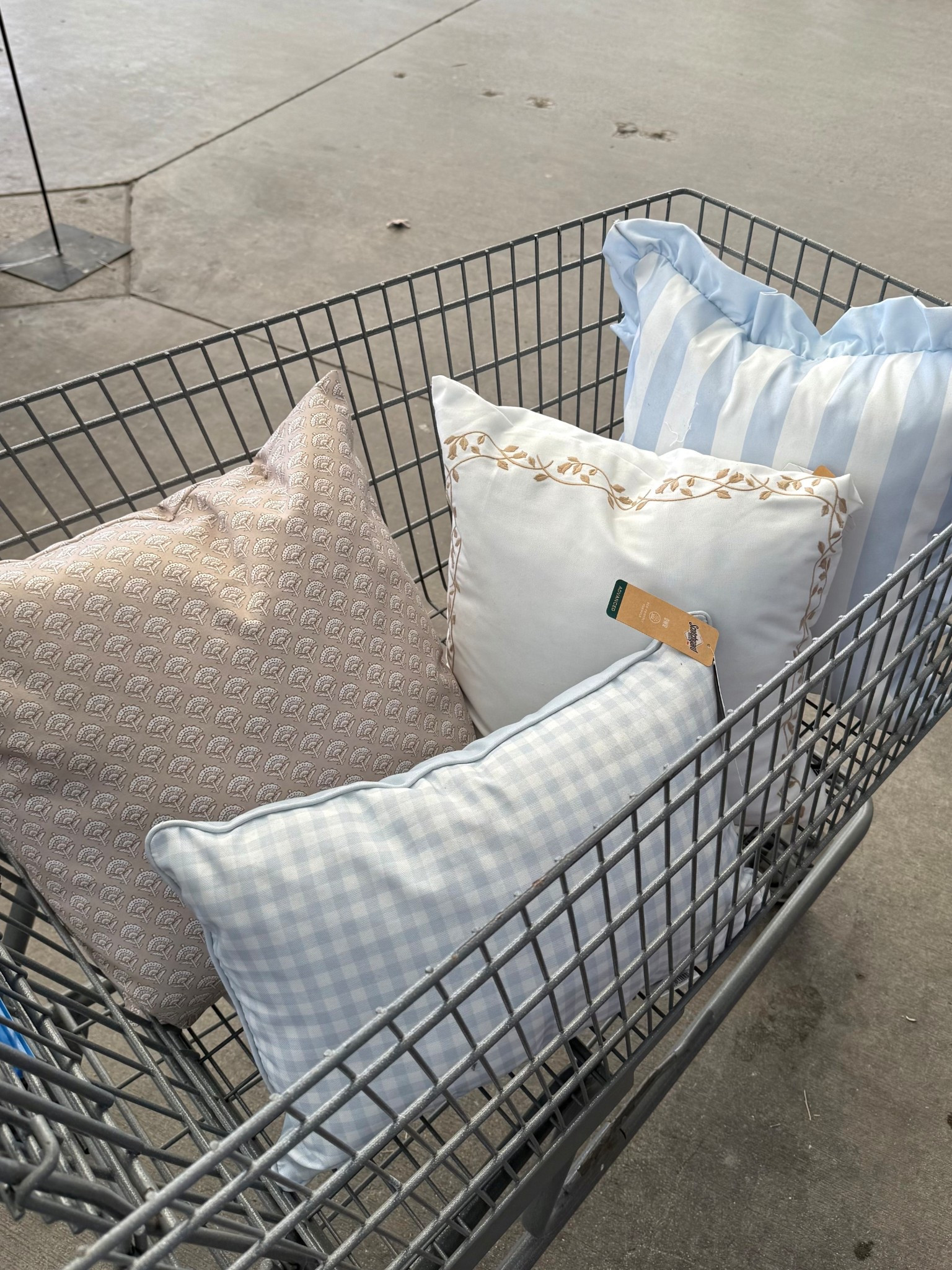 Amazing quality outdoor pillows at Walmart 😍

#LTKHome #LTKSaleAlert