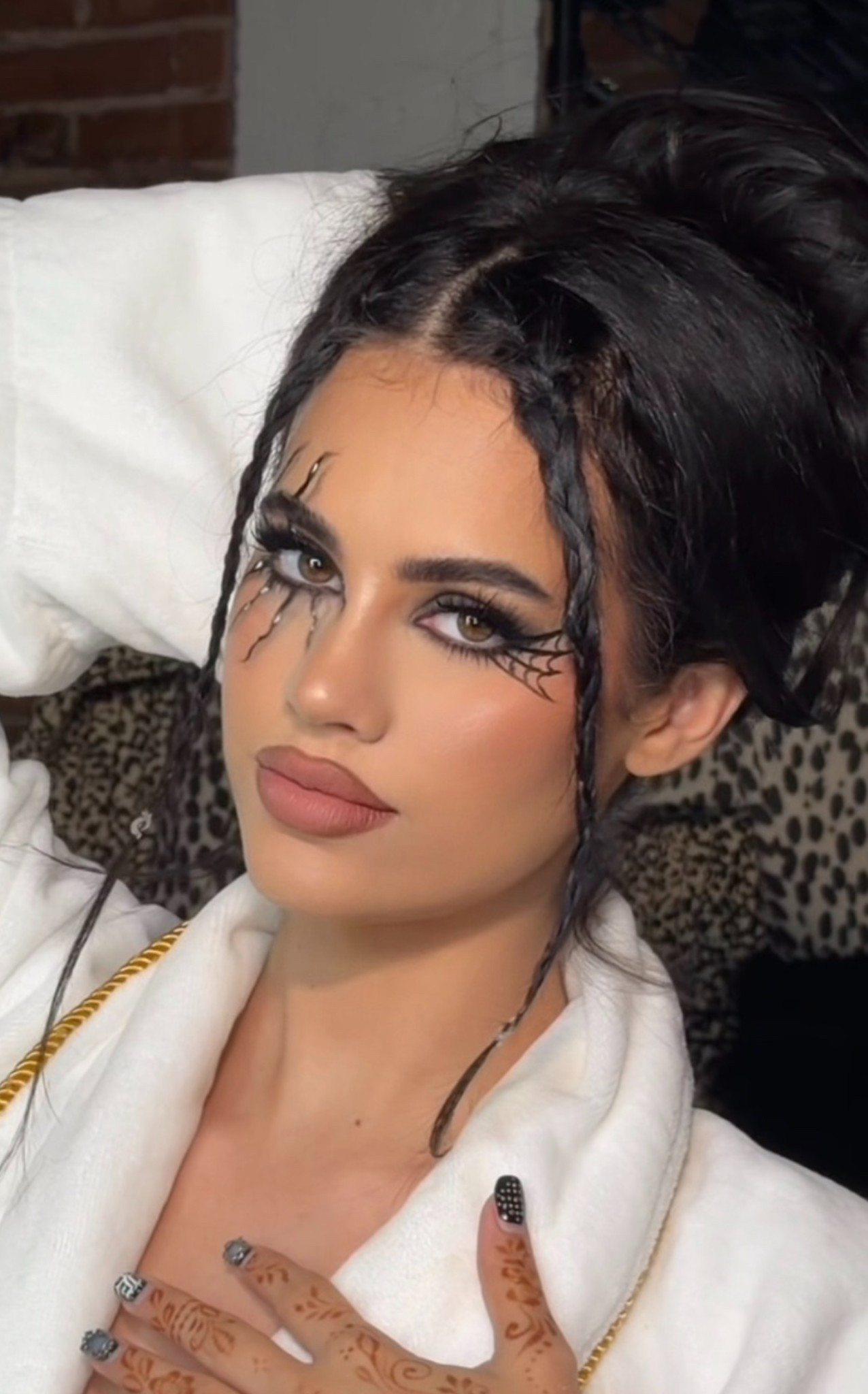 Madi’s Halloween Glam Look! #spidermakeup

#LTKBeauty #LTKHoliday #LTKgrwm