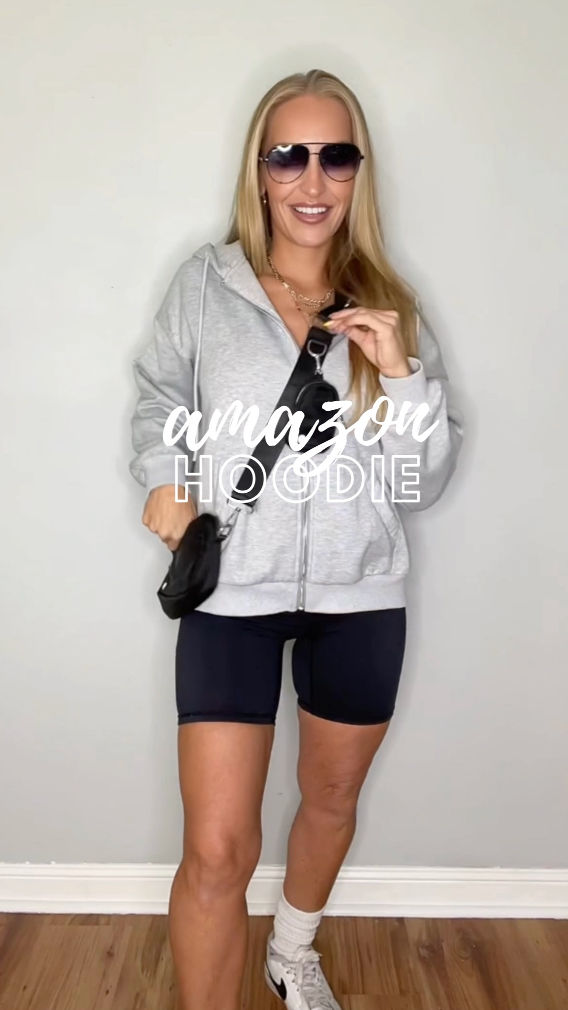 Oversized hoodie and biker shorts wearing a small in both. 