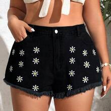 Plus Size Womens Denim Daisy Embroidery Frayed Hem Casual Shorts | SHEIN