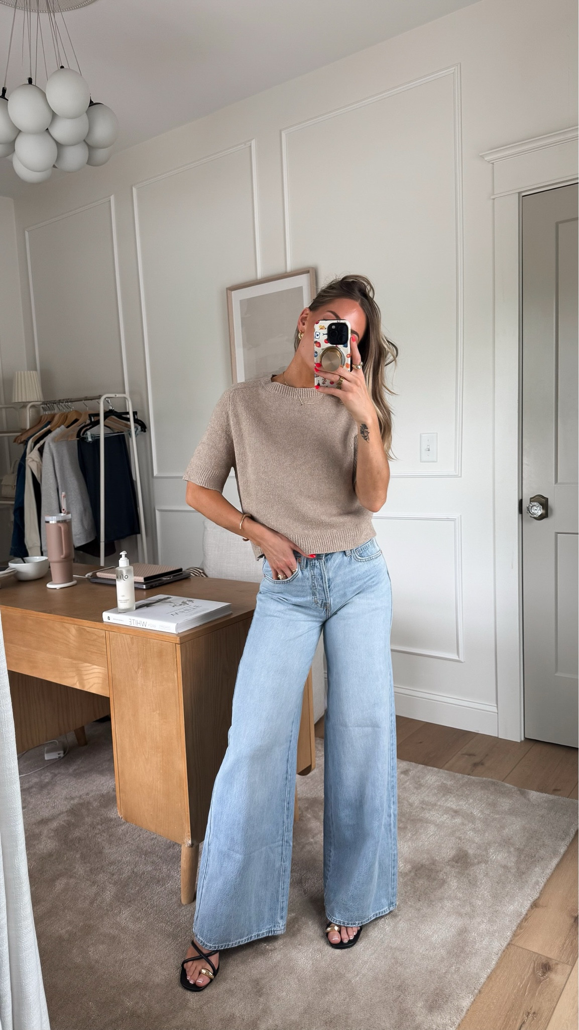 Give me ALL the neutral sweaters for fall! 🤩

Wearing my true size (xs) in the top & sized down 1 to a 00 in the jeans.

Fall Outfit
Fall Jeans
Fall Sweater
Neutral Sweater
Fall Fashion
Fashion Trends 

 

#LTKStyleTip #LTKFindsUnder50 #LTKSeasonal