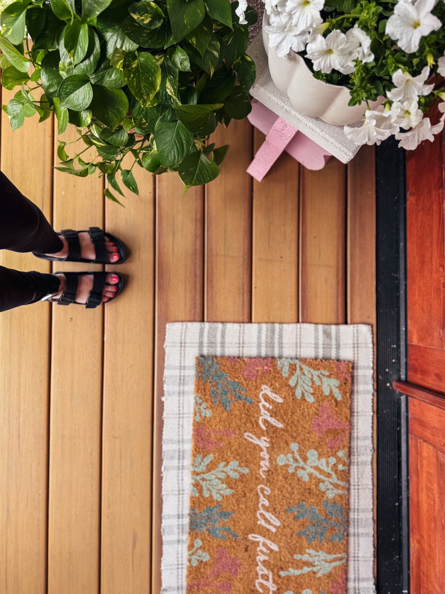 Remember when front door mat photos were a thing?!

#LTKSeasonal #LTKMostLoved #LTKHome