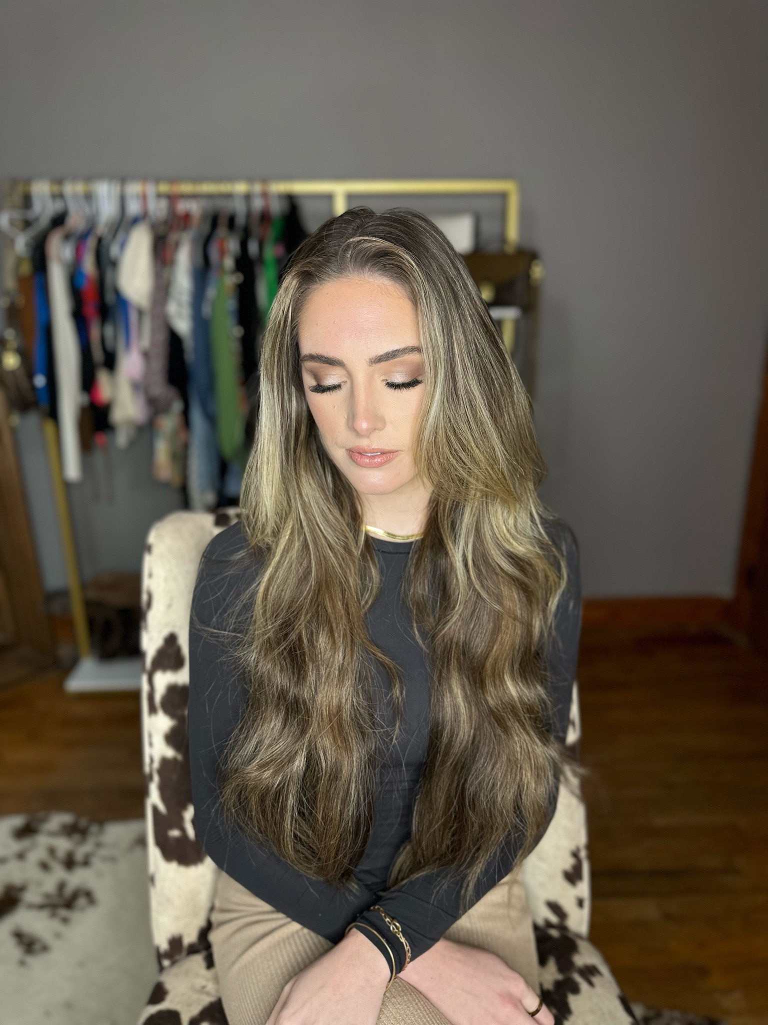 My Cowhide/Cow print chair is from Wayfair! Such a statement in your office and/or beauty room, at your vanity, etc! 

Wayfair cowhide office chair- Wayfair cowhide beauty room/ vanity chair! 

#LTKhome #LTKstyletip #LTKbeauty