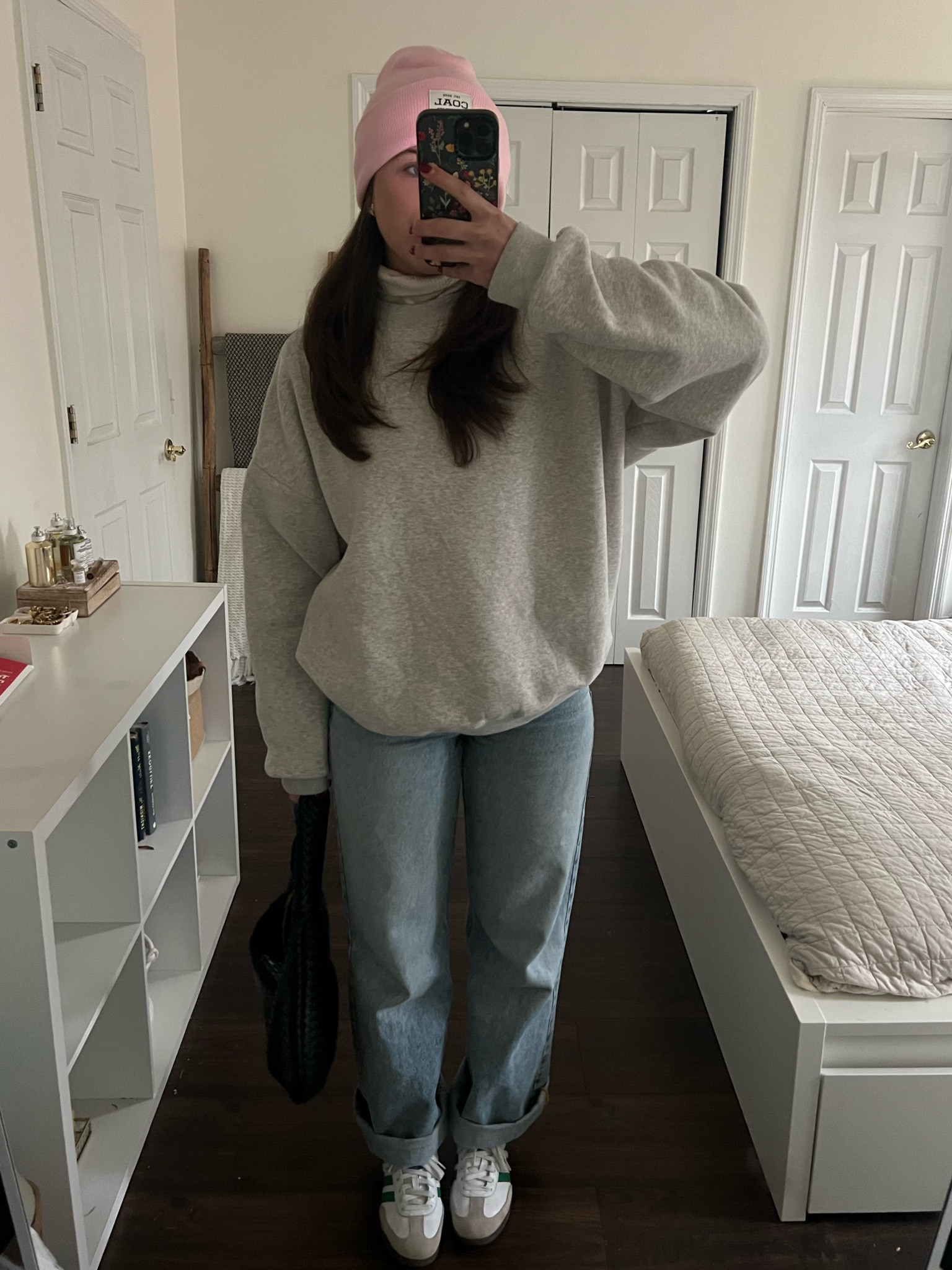 Crew - large 
Jeans - 6 

#LTKSeasonal #LTKstyletip #LTKMostLoved