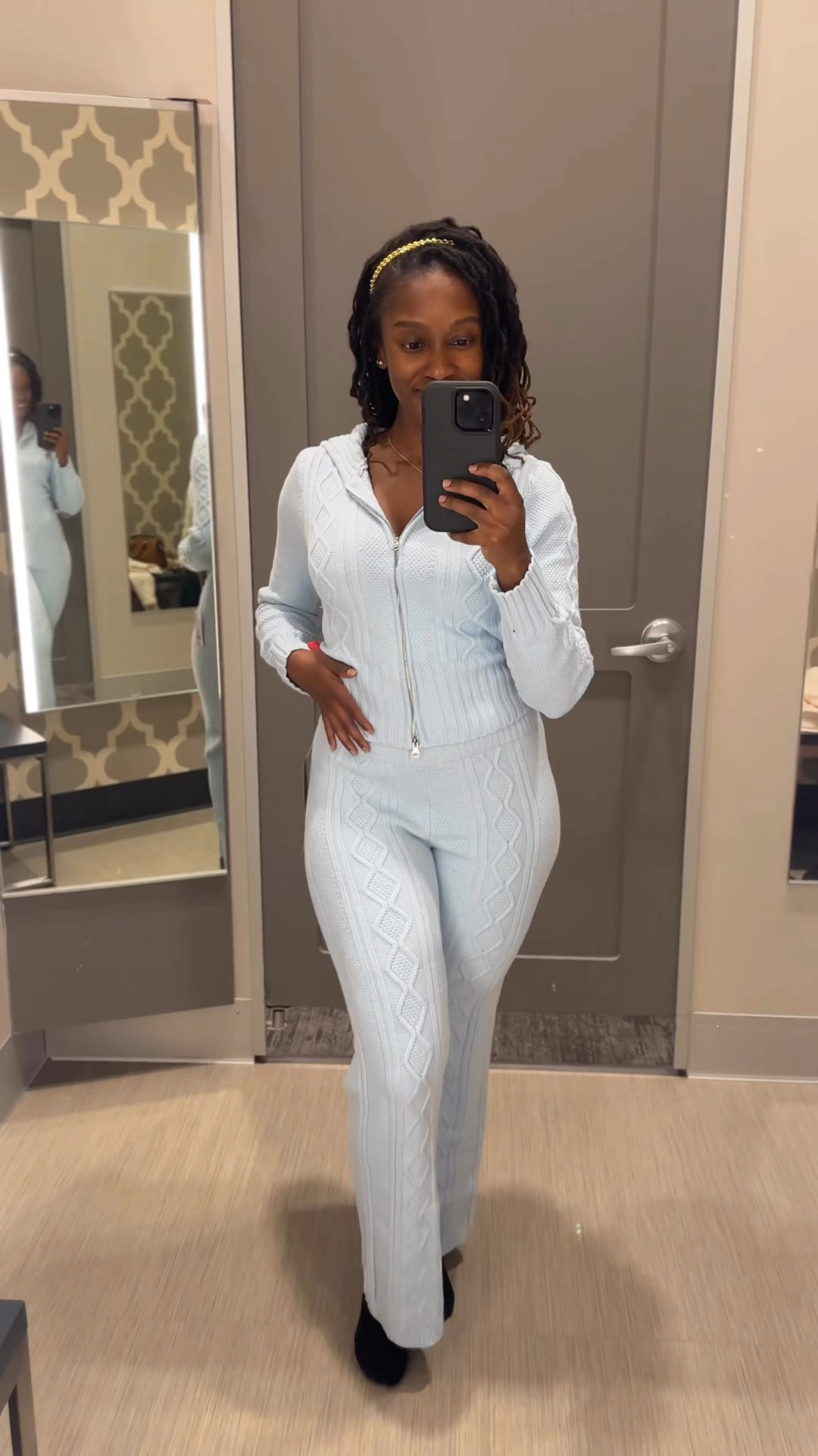 Small top, medium bottom 