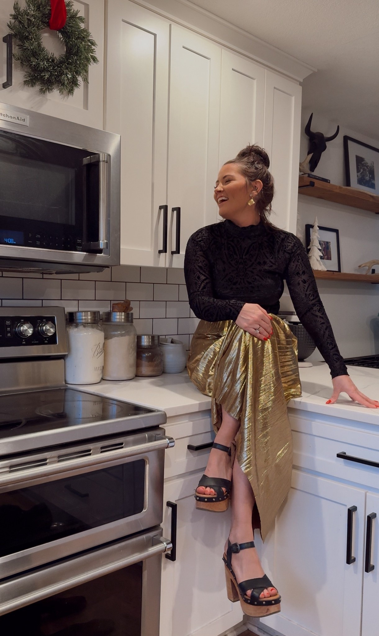 Holiday party look ✨
Code: HOLLYANN40 works to save this weekend  