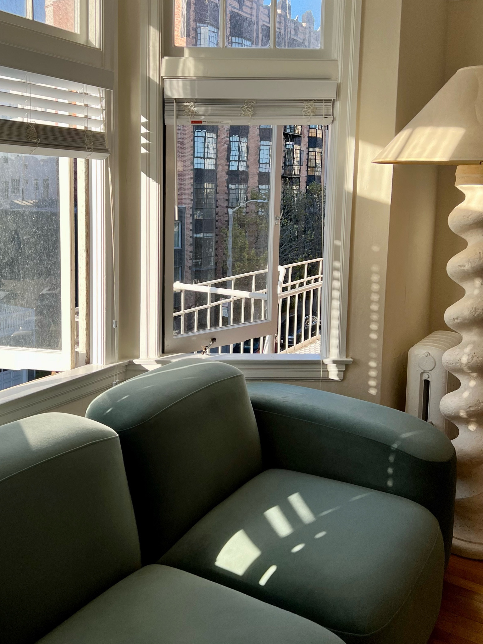 little corner of paradise #interiordesigntips #couchfinds

#LTKhome