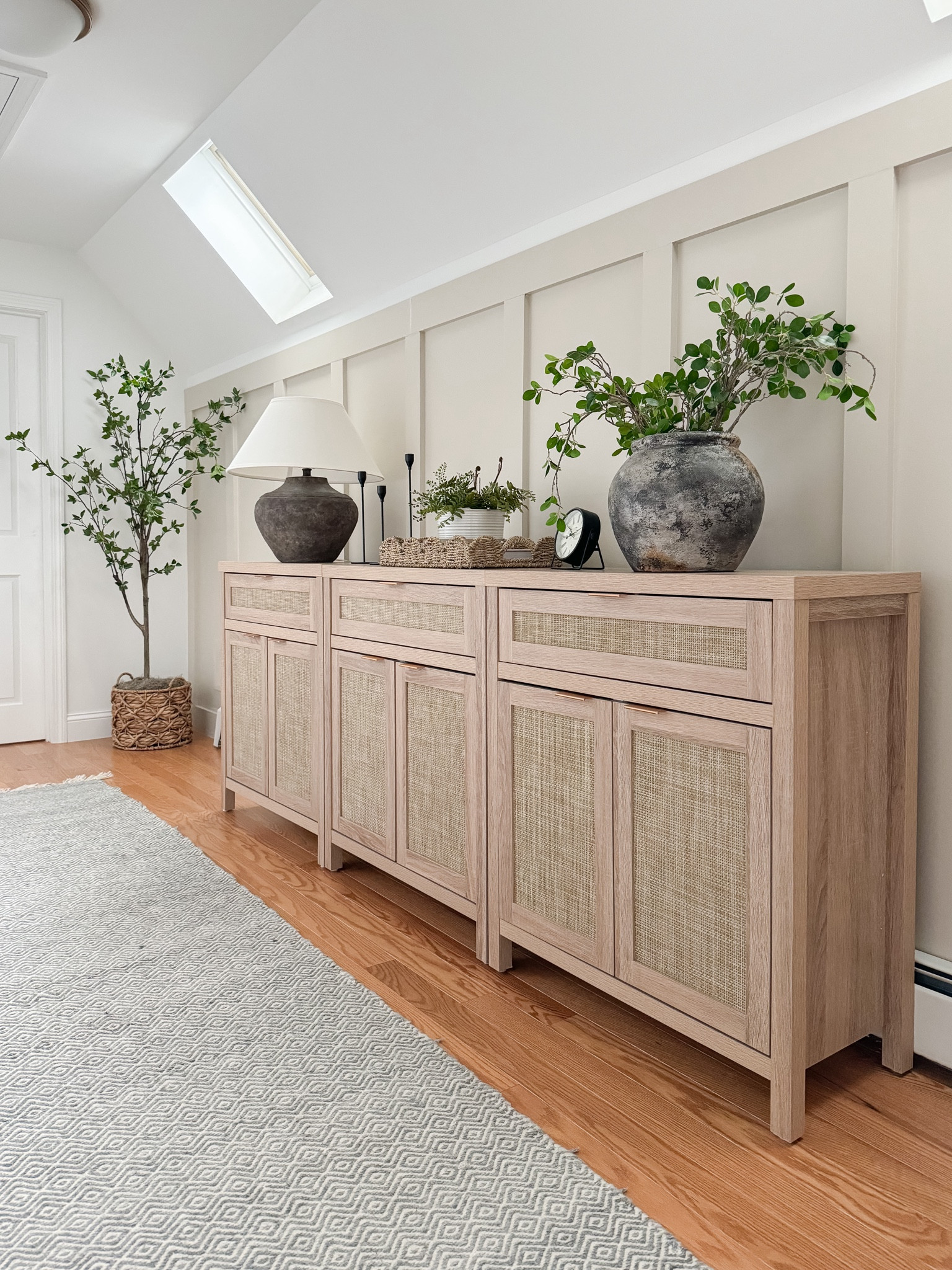 Console Table Styling

Amazon prime day  Amazon finds  Amazon prime  fashion finds  kitchen finds  coastal home  neutral home  neutral home finds  natural home  home savings  home finds  home decor  home inspo  sale alert  home deals  kitchen deals  fashion deals   kitchen  sherricalnanhome  sherricalnan 

#LTKsalealert #LTKfindsunder100 #LTKhome