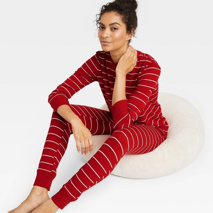 Women&#39;s Thermal Pajama Set - Stars Above&#8482; Red S | Target
