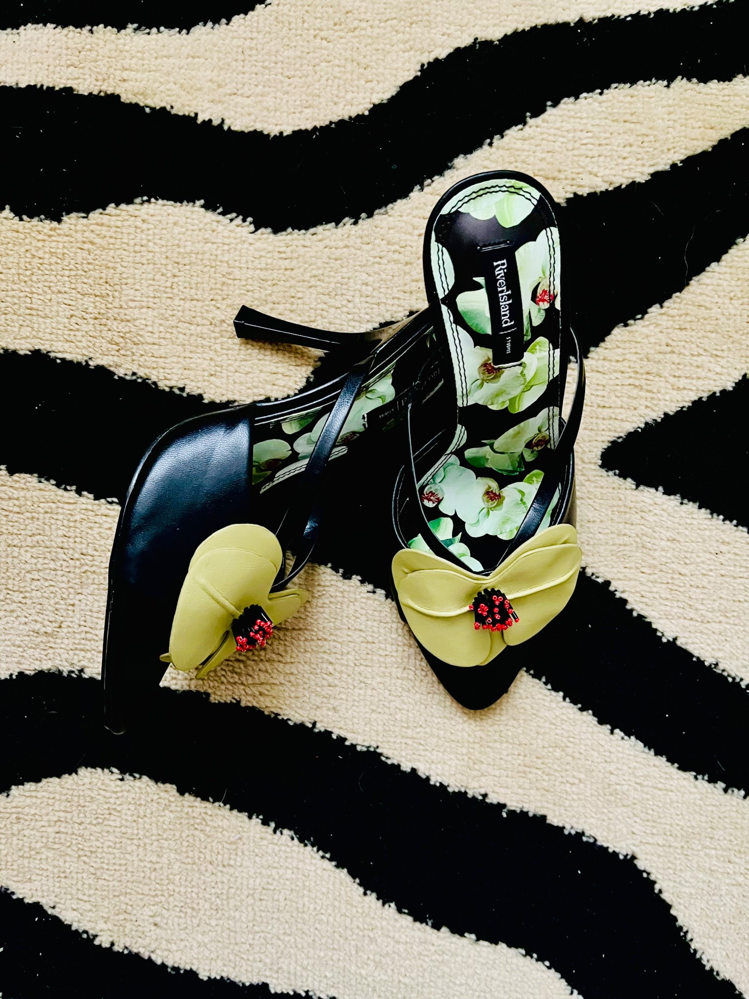 Obsessed with these little beauties! Nailing the pistachio pop trend that I can’t get enough of. 



#LTKspring #LTKshoes #LTKuk