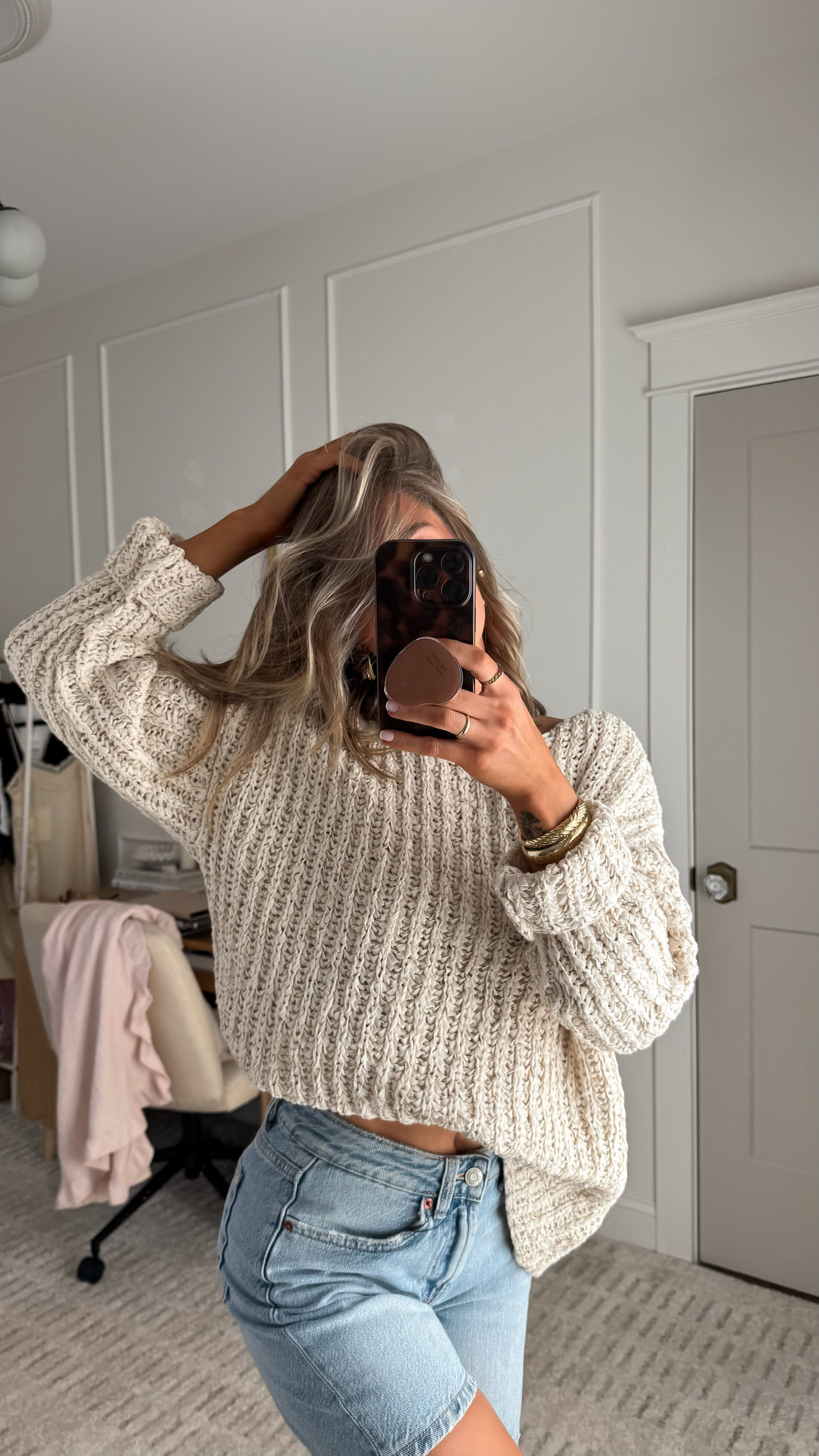 Two of my fav pieces from my recent Zara haul!! This sweater is a DREAM and is honestly the perfect weight for summer! The shorts are a great length + are comfy! I did size up one. 

 

#LTKSeasonal #LTKFindsUnder100 #LTKStyleTip