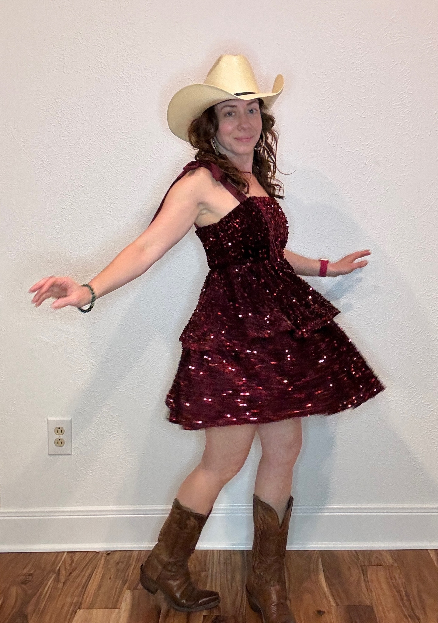 Country concert season calls for sparkles and boots 🌟 👢 