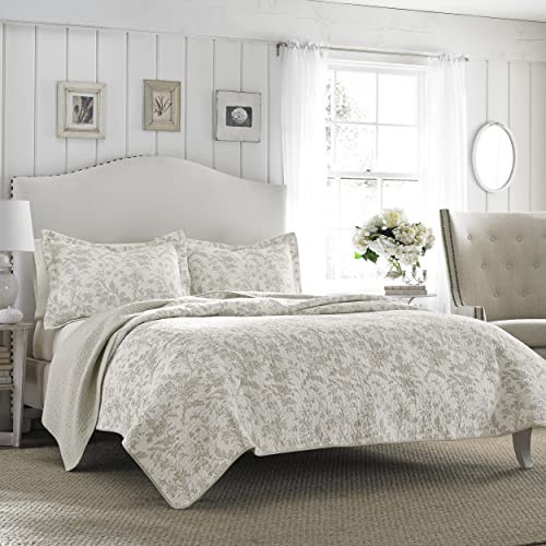 Laura Ashley - King Quilt Set, Soft Cotton Bedding with Reversible Design, Medium Weight for Year Round Use, 3 Piece Bed Set with Matching Pillowcases (Amberley Beige) | Amazon (US)