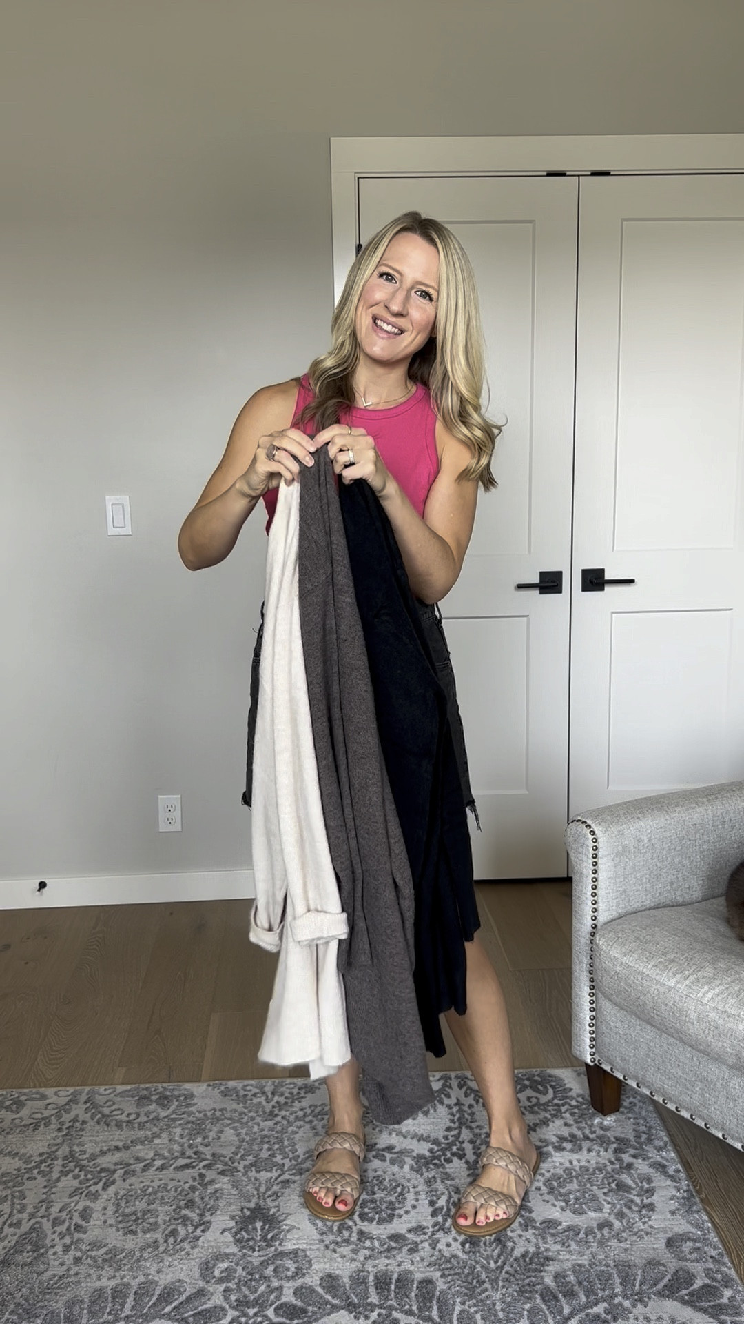 The classiest of cardigans! This cashmere cardigans are perfect for fall!

#LTKfindsunder100 #LTKfamily #LTKSeasonal