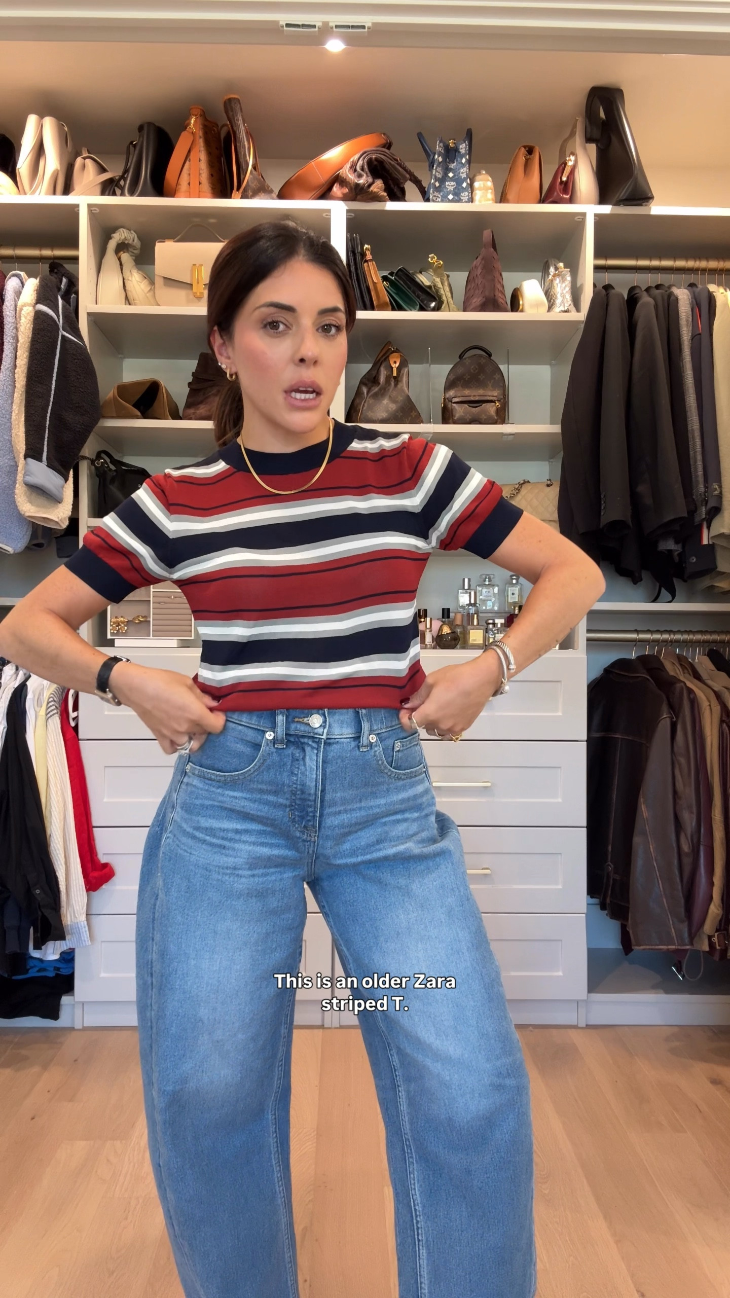 Day 2 of 30 days of Fall outfits 🍂 
Jeans - size 25 petite 
T - sold out from
Zara 
Shoes - Amazon 
Bag - mine is the smaller size (comes medium and large) 
Wore this to the mall today - it was perfect for these transitional days where mornings are cool and afternoons are summer 😅 

Jeans @spanx (code GIULIANIXSPANX) 
Shirt @zara 
Shoes @amazon 
Bag @ysl 

#whatiwore #whattowear #petitestyle