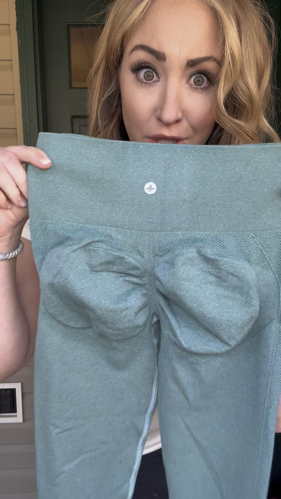 The BEST booty lifting leggings by Halara 

#LTKActive #LTKFindsUnder50 #LTKFitness