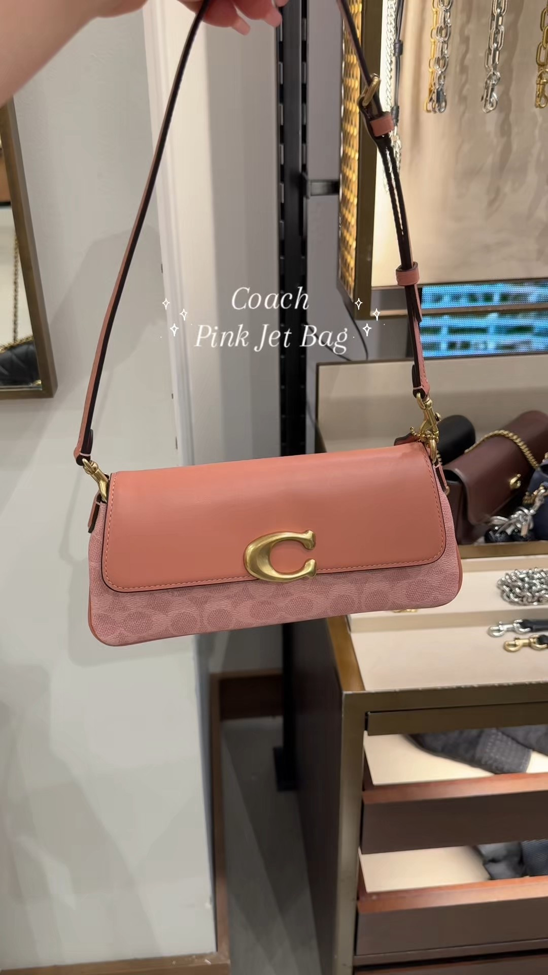 Coach Melon Pink Jet Shoulder Bag 💖

#LTKSpringSale #LTKBeauty #LTKootd