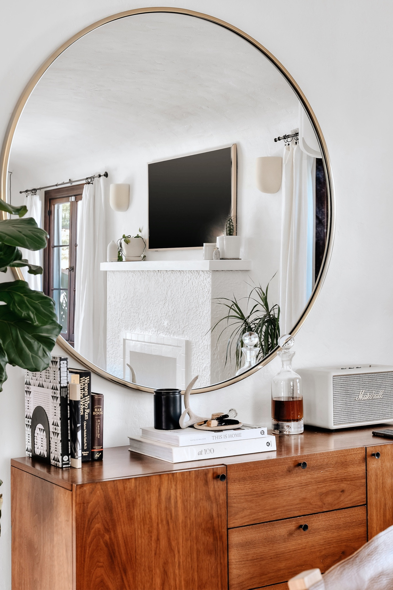 Minimalist California Living Room | The Blanco Bungalow 

#LTKeurope #LTKhome