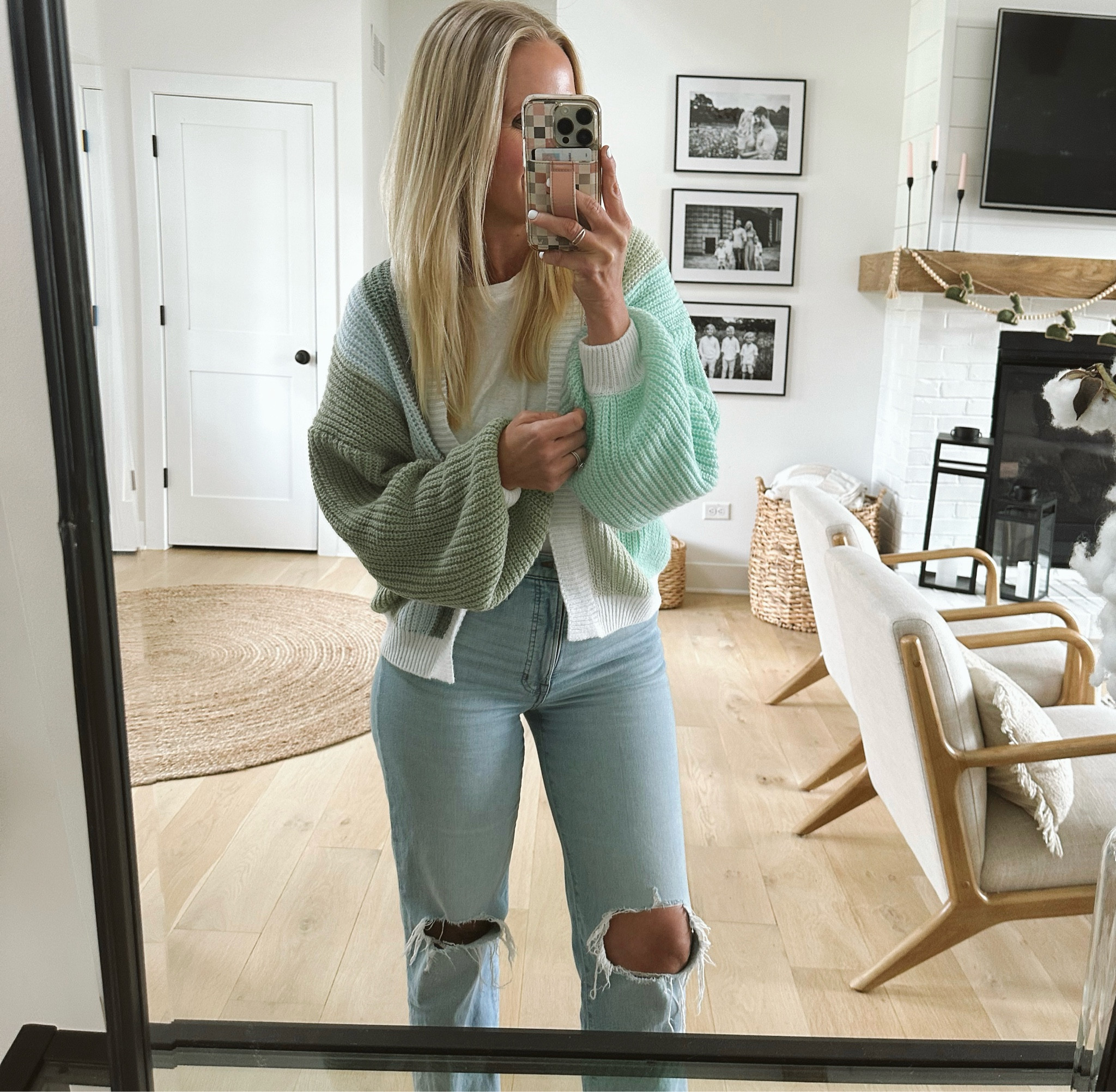 Amazon spring sweater cardigan, size small

Color block, green, blue, casual

#LTKfindsunder100 #LTKsalealert #LTKfindsunder50