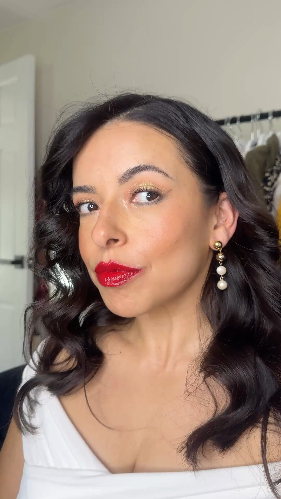 ✨Hollywood Glam Waves✨

This was my first time trying to create glamorous Hollywood style waves and I’ll admit it’s not exactly what I had in mind but I kinda loved how it turned out anyway! 

I used the @tresemme A List line to smooth my wavy hair, eliminate frizz and hold my hair in place! I was so impressed with how much shine my hair had and how long the style lasted! 

#tresemmealist #findyourdazzle #hollywoodwaves #hairtutorial

#LTKBeauty
