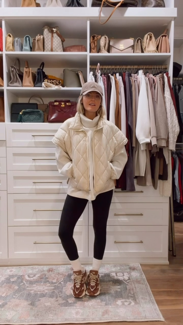 I have had this vest on repeat this last week! I love that it’s quilted and goes past your shoulders! Wearing S in vest & mockneck sweatshirt!

Loverly Grey, athleisure, activewear, mockneck sweatshirt, post partum outfit inspo, leggings and sweatshirt 

#LTKSeasonal