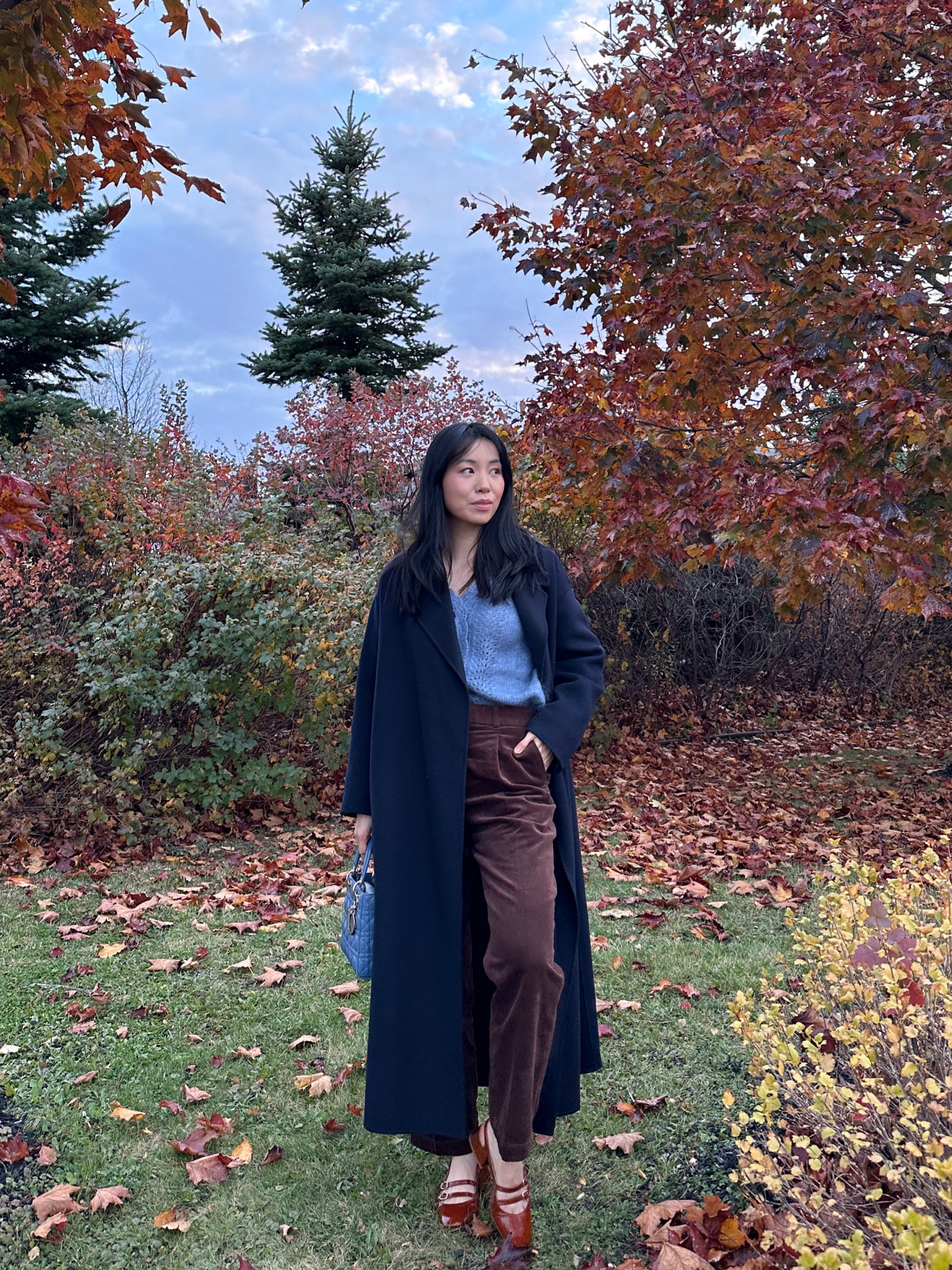 Blue and caramel 💙🤎