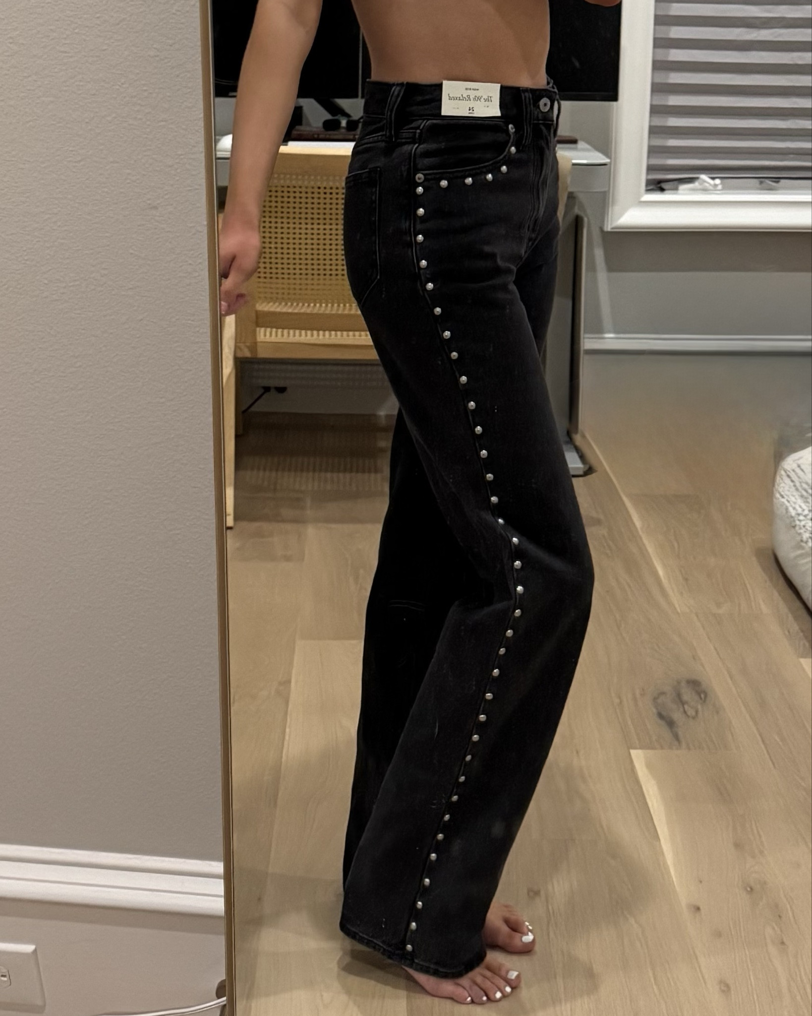 these abercrombie jeans are 20% off right now!

#LTKGiftGuide #LTKFindsUnder100