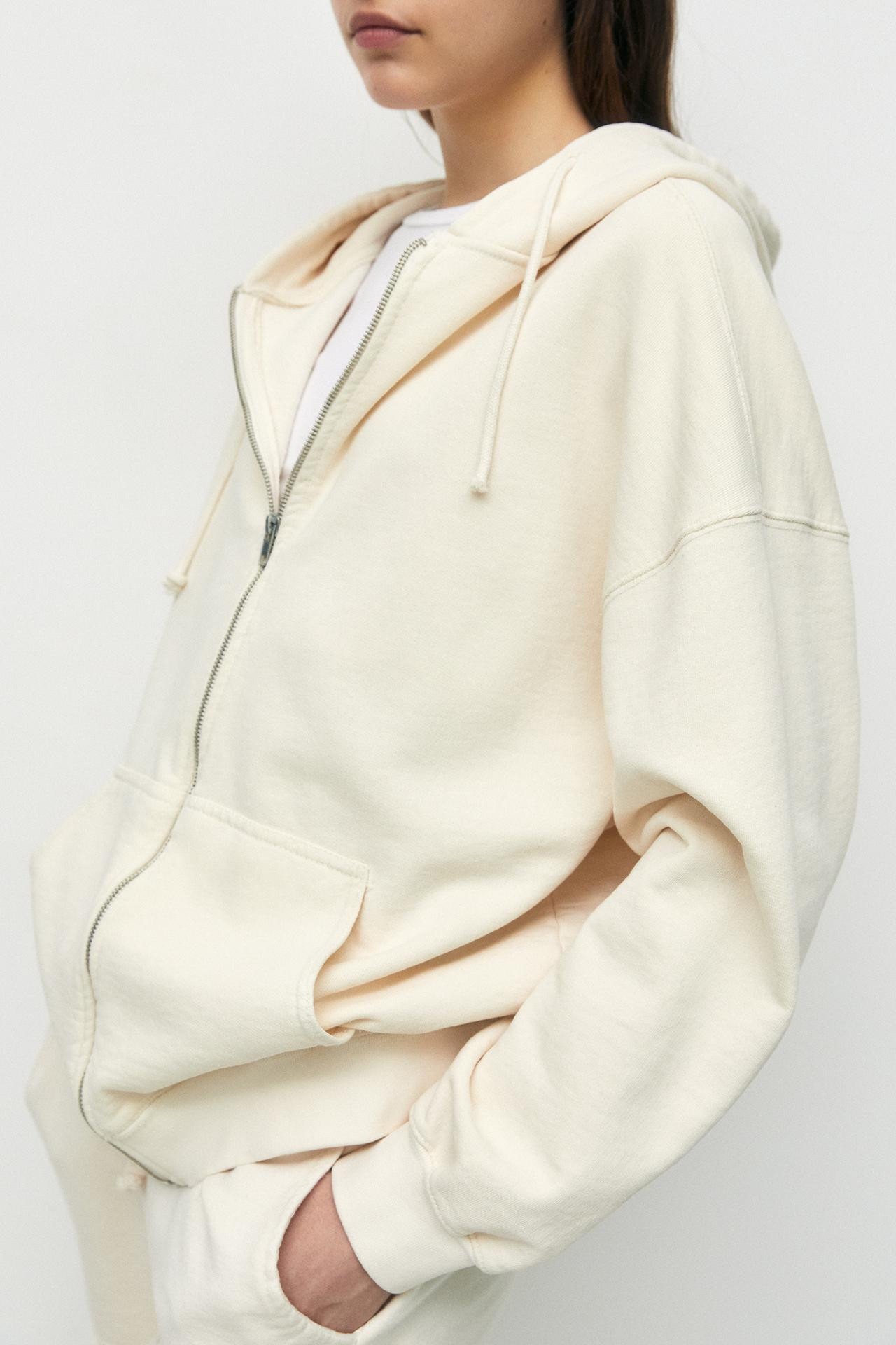 Oversize zipped hoodie | PULL and BEAR UK