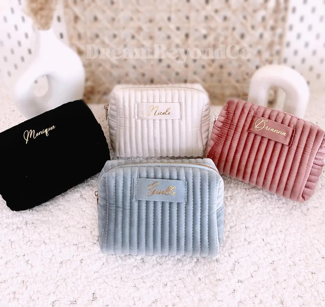 Personalized Bridesmaid Gift Personalized Makeup Bag Cosmetic Velvet Bag for Maid of Honor Brides... | Etsy (US)