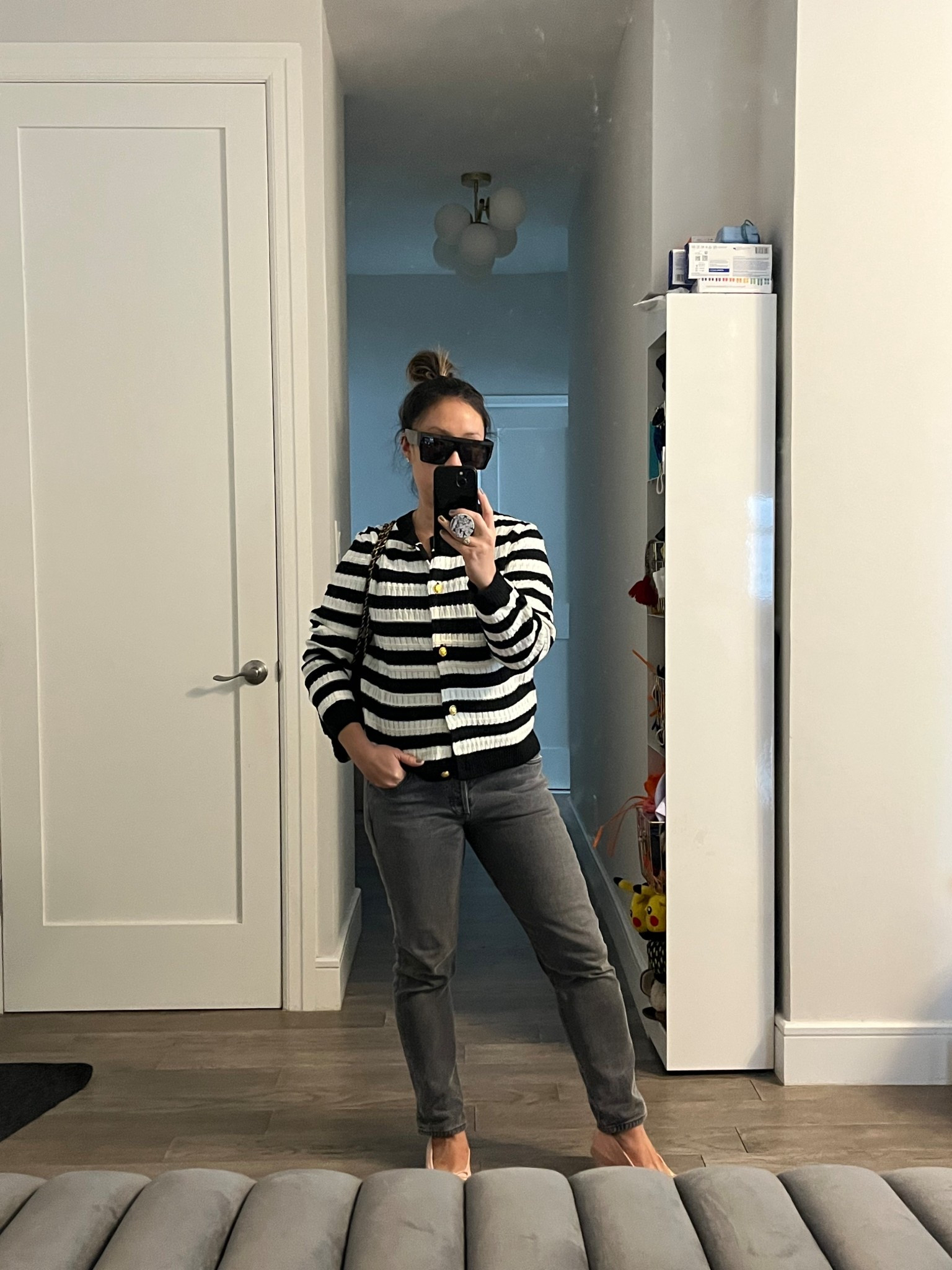 The best sweater. Light weight. Goes with everything. I’m wearing a small. Still very roomy.

#LTKFindsUnder100 #LTKmomlife #LTKFindsUnder50