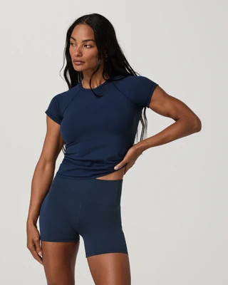 Vuori AllTheFeels™ Short Sleeve Essential T-Shirt | Blue Coast | Medium | Vuori Clothing (US & Canada)