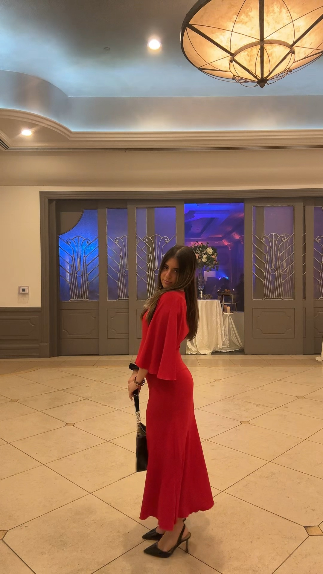 Obsessed with this dress it’s just perfect for any fancy occasion!! 