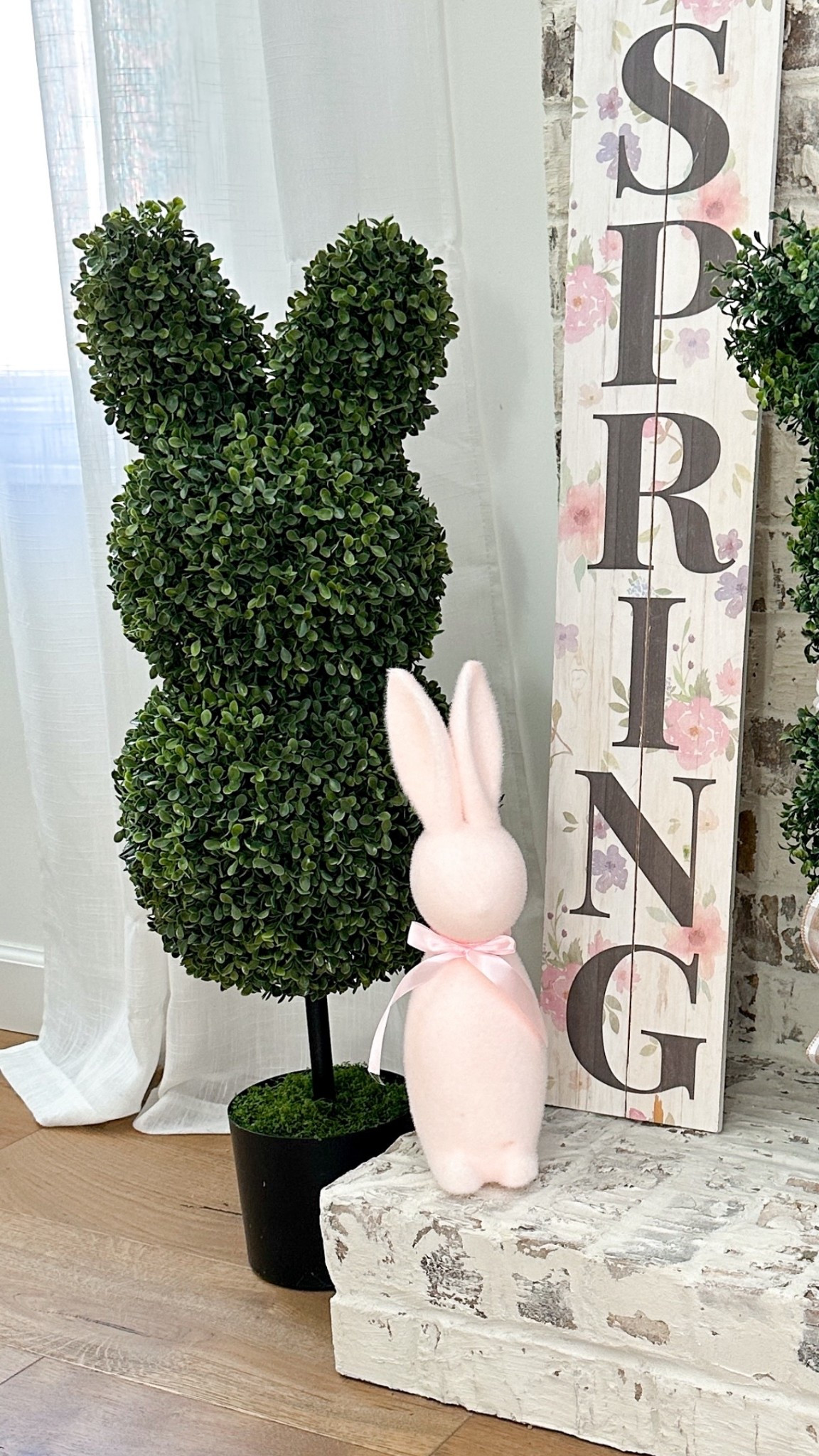 Bunny topiary 🐰 

#LTKSeasonal #LTKHome