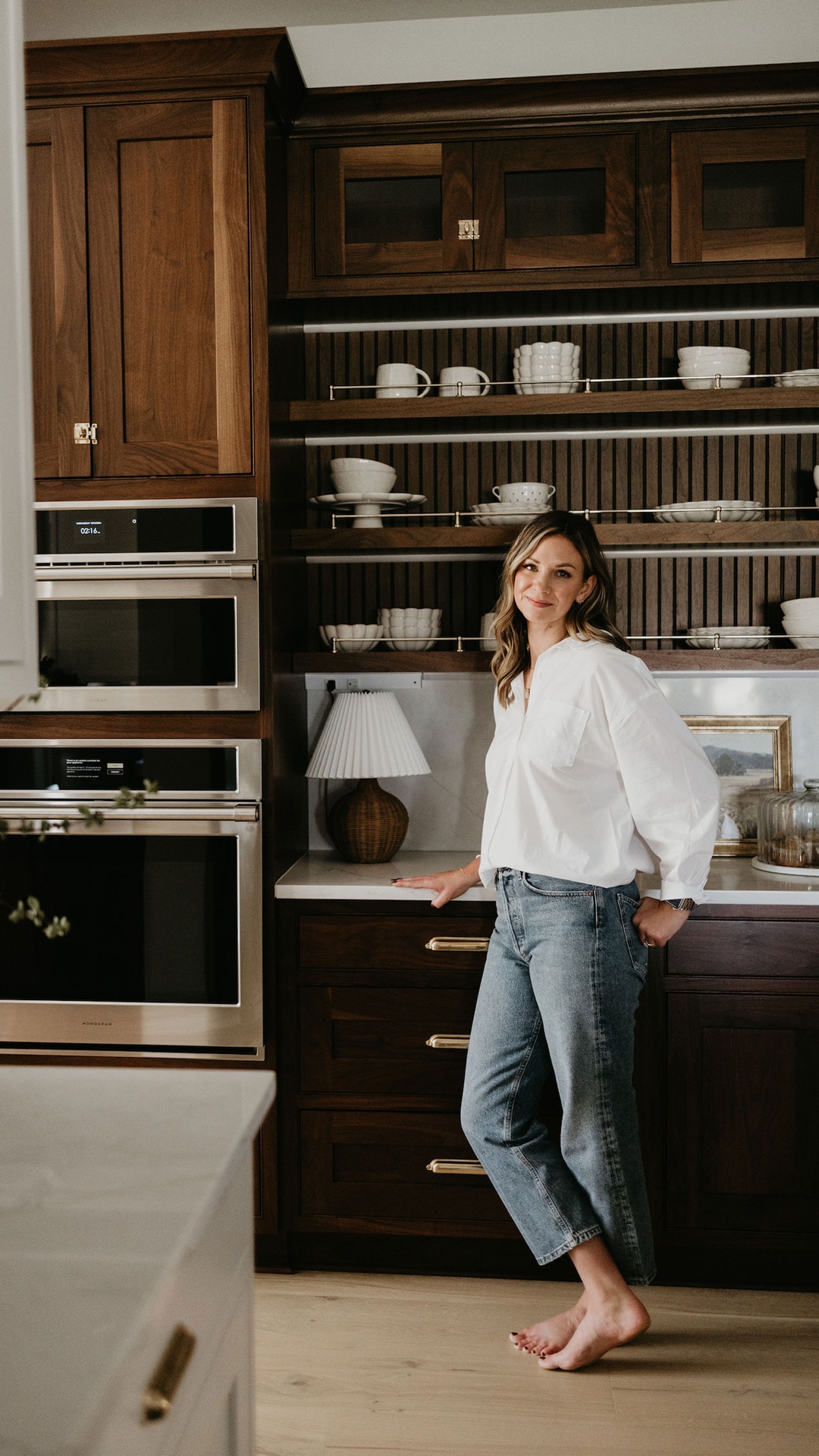 A space that feels calm the second you walk in. Where everything has a place, the materials relate, and nothing feels like an afterthought.

Designed to feel easy to live in, every day. 🤍

#interiordesign #customhome #cohesivehome