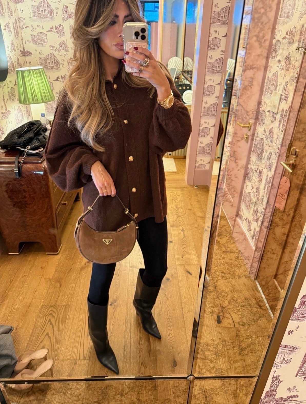 Wearing a size small in top and XS in leggings!

Amazon fashion, Amazon finds, affordable fashion, leggings, best leggings, Fall finds, Fall fashion, Fall outfits, women’s fashion, black boots, tall boots, Emily Ann Gemma 

#LTKSeasonal #LTKootd #LTKHoliday