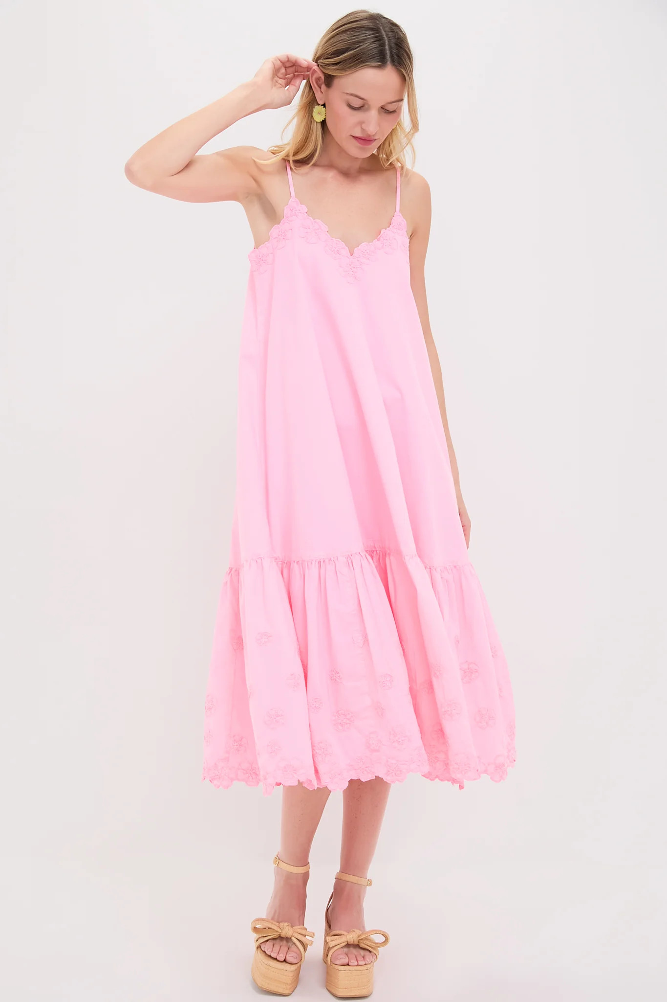 Pink Grapefruit Poplin V-Neck Midi Dress | Tuckernuck (US)