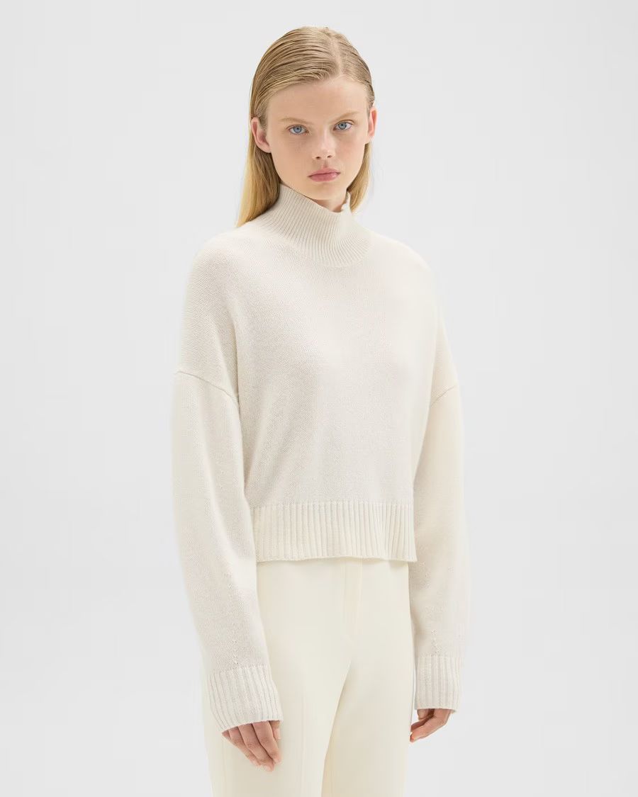 Cropped Turtleneck in Cashmere | Theory