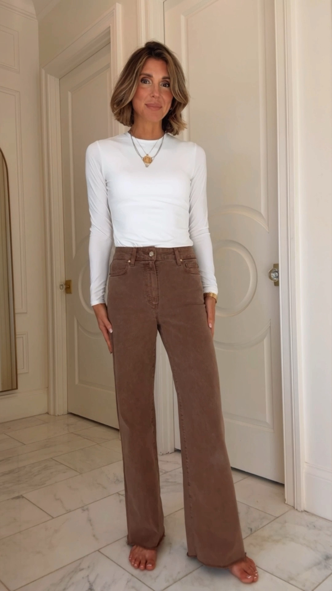 These jeans are back in stock! I'm 5'7 for reference and wearing my true size 25 fit tts - high rise and stretch 